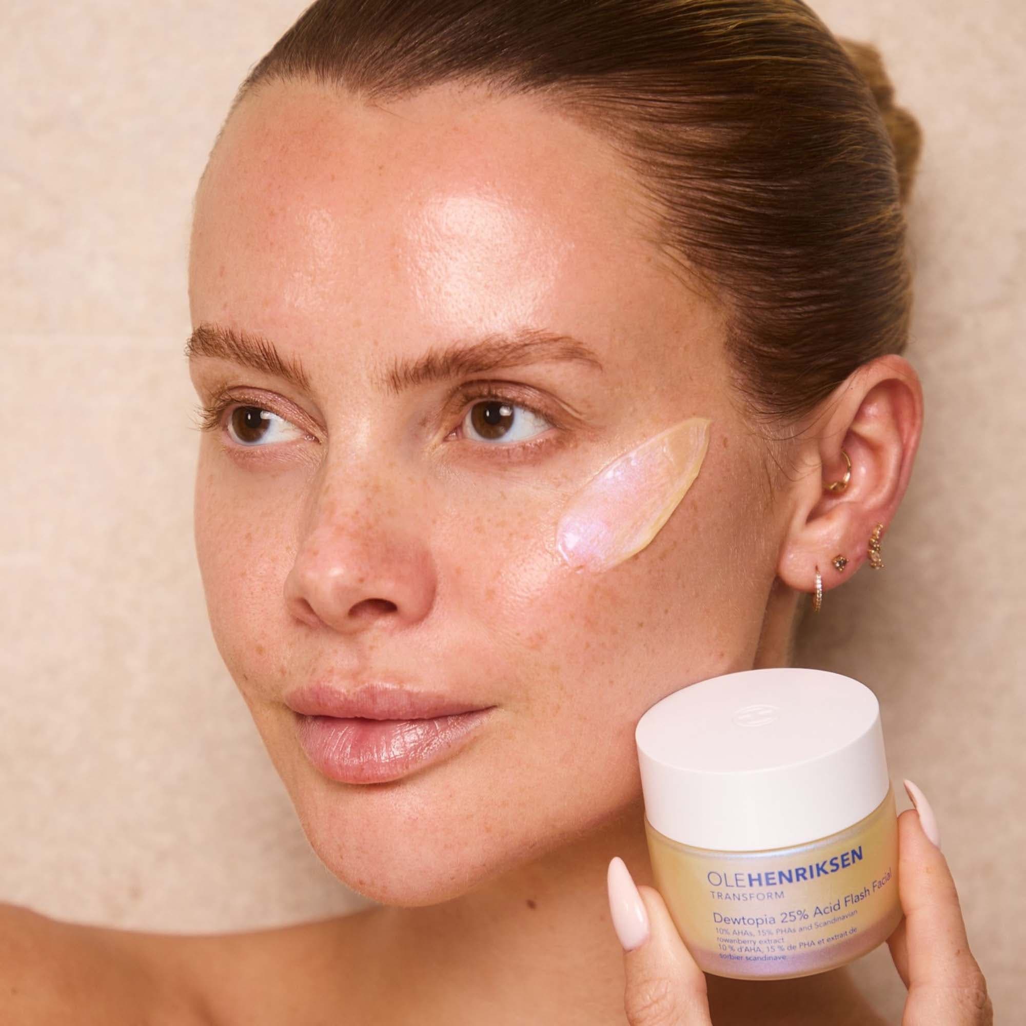 Exclusive OLEHENRIKSEN x Perrie Sian Skin Saviours Bundle — view 4