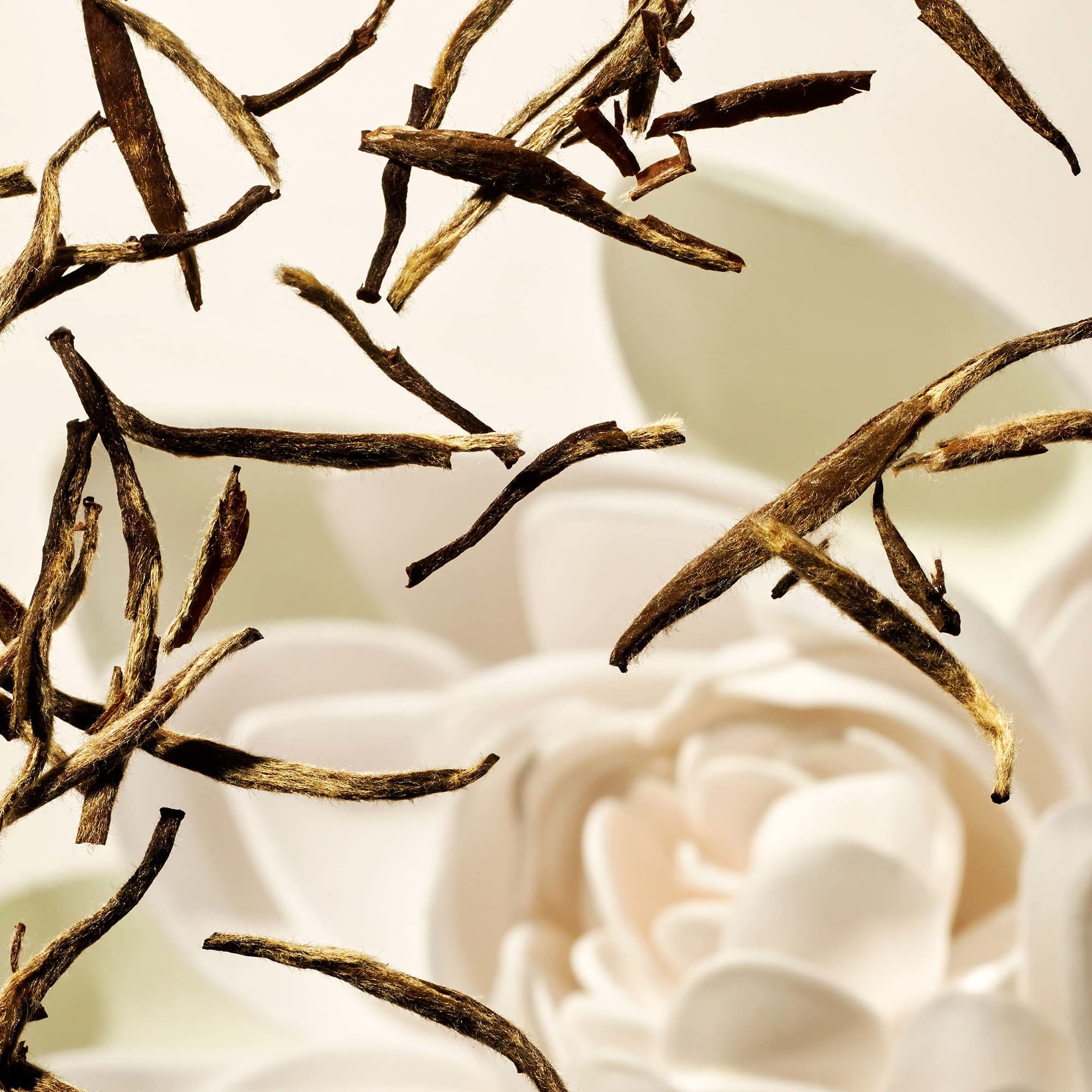 RITUALS The Ritual of Karma Karma Lotus Flower & White Tea Bath & Body Medium Gift Set (Worth £52.40) — view 3